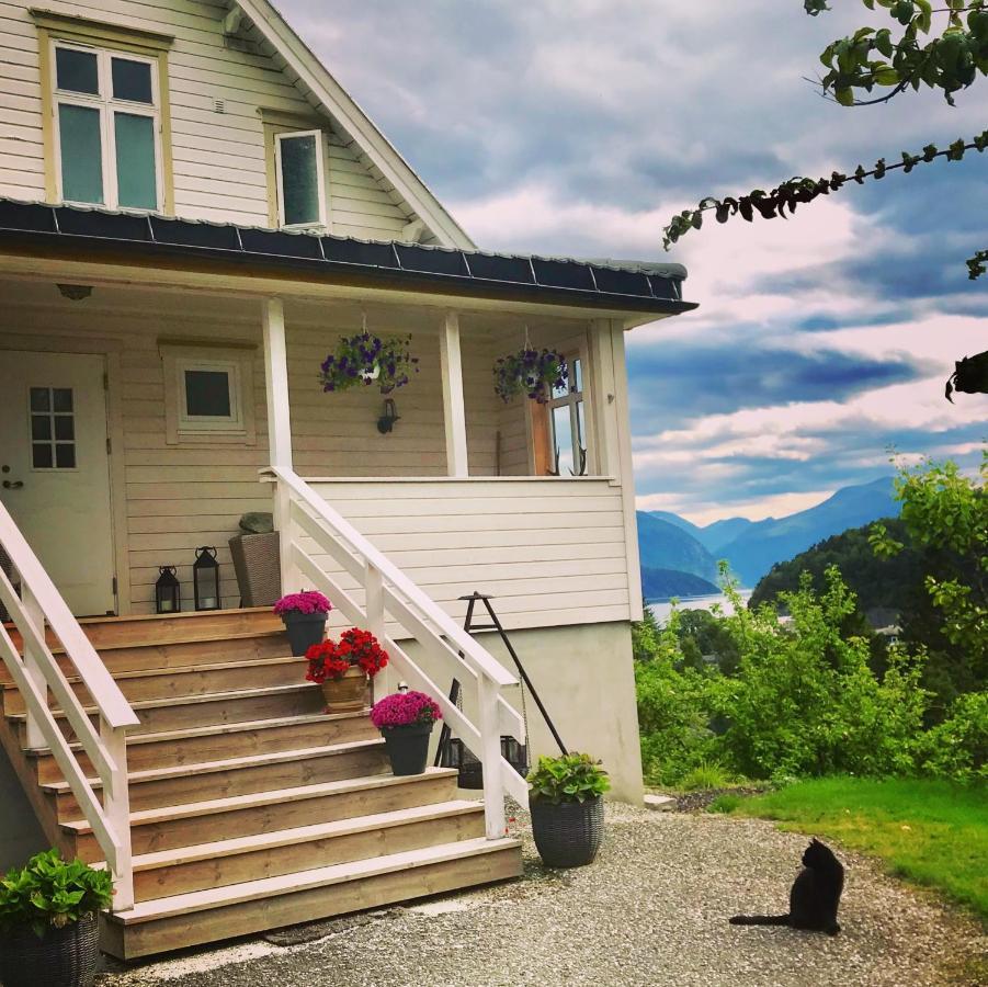 Villa Lovise Riverside Stranda  Exterior foto